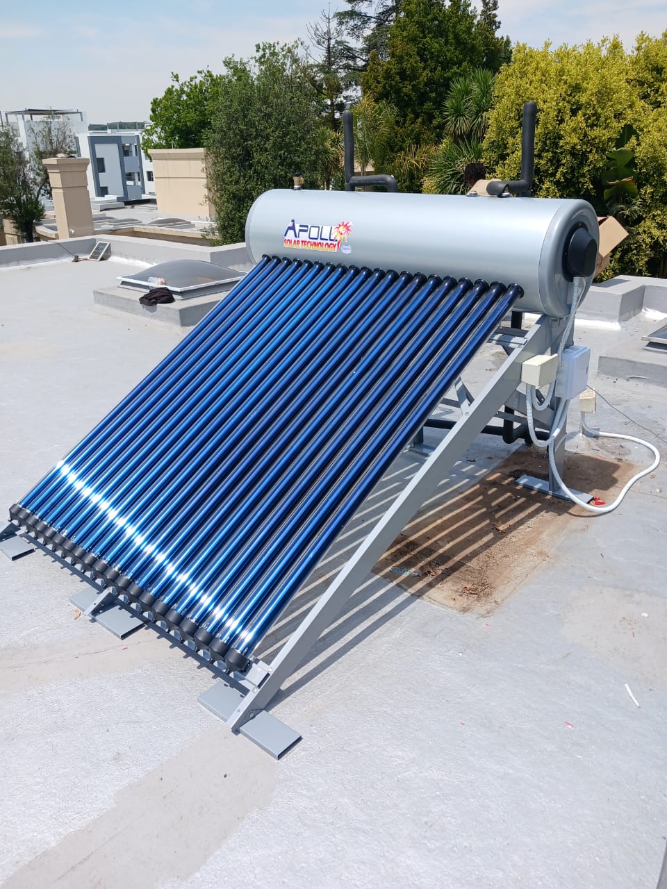 Apollo high pressure system on flat roof