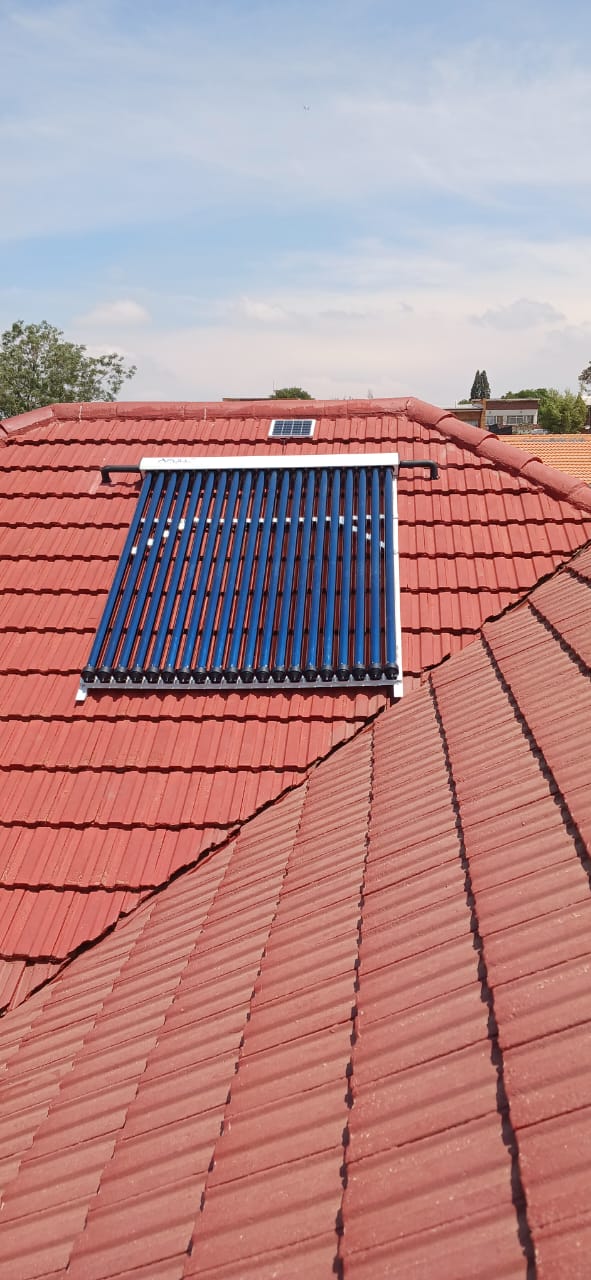 Split-system solar collector mounted on a tile roof